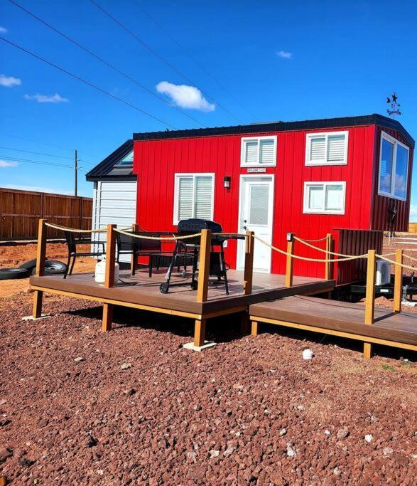Romantic Tiny With Private Deck Holiday home *